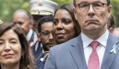 Jailed Whistleblower's Federal Filing Alleges Hochul Affair, Erie County Retaliation