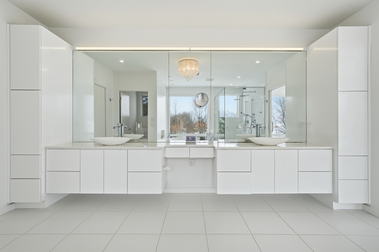 12345 Lake Shore Blvd., Bratenahl: House of the Week