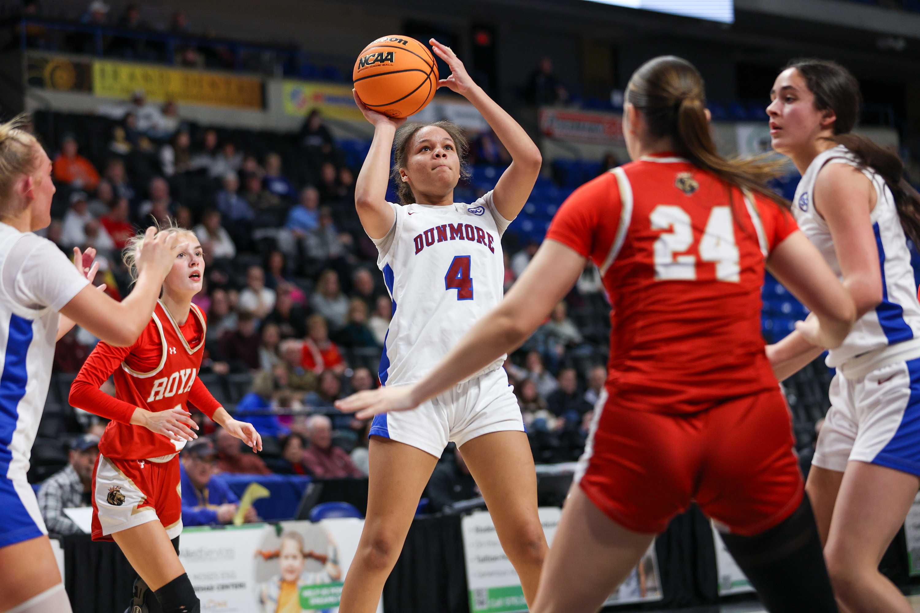 Dunmore’s Janessa Martin (4) takes a shot during the District...