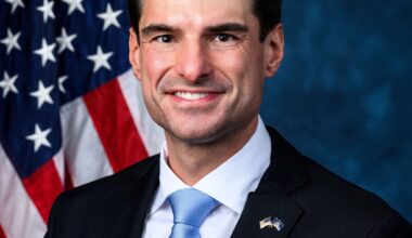 Community worked together to close crucial hospital sale