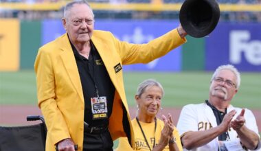 Elroy Face, standout Pirates pitcher and a baseball trailblazer, dies at 97