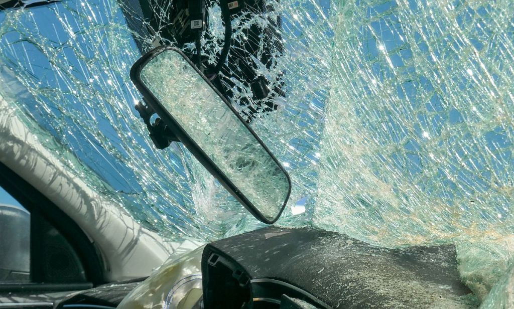 2 injured in Route 100 crash in eastern Berks