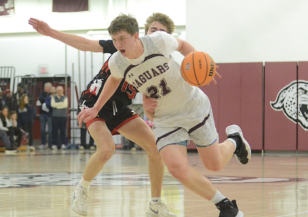 Garnet Valley ousts Lower Merion in Central League quarters