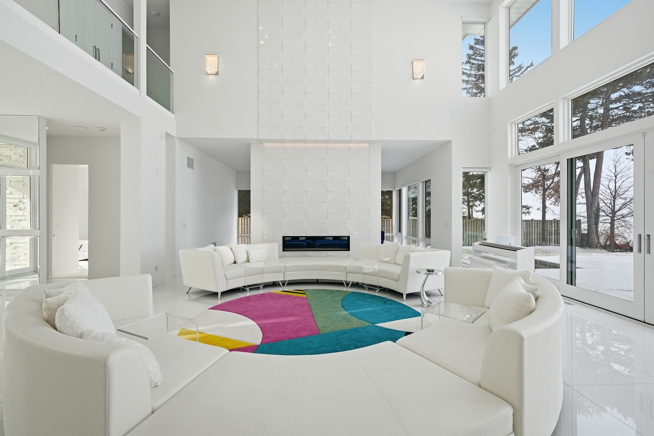 12345 Lake Shore Blvd., Bratenahl: House of the Week