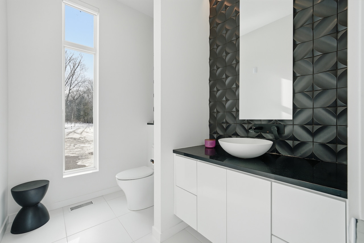 12345 Lake Shore Blvd., Bratenahl: House of the Week