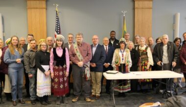 Knights of Lithuania raise flag at Pittston Memorial Library – Diocese of Scranton
