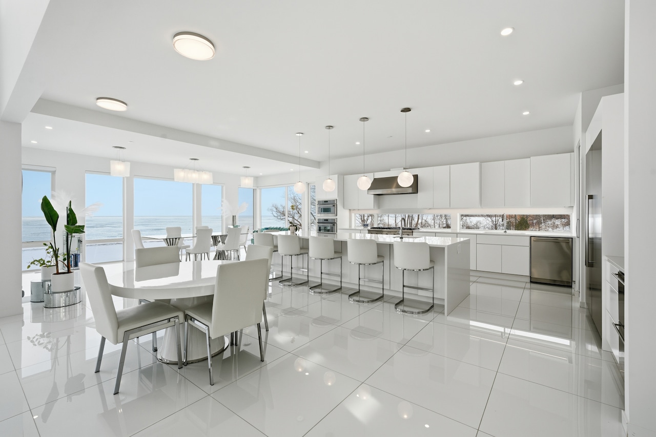 12345 Lake Shore Blvd., Bratenahl: House of the Week