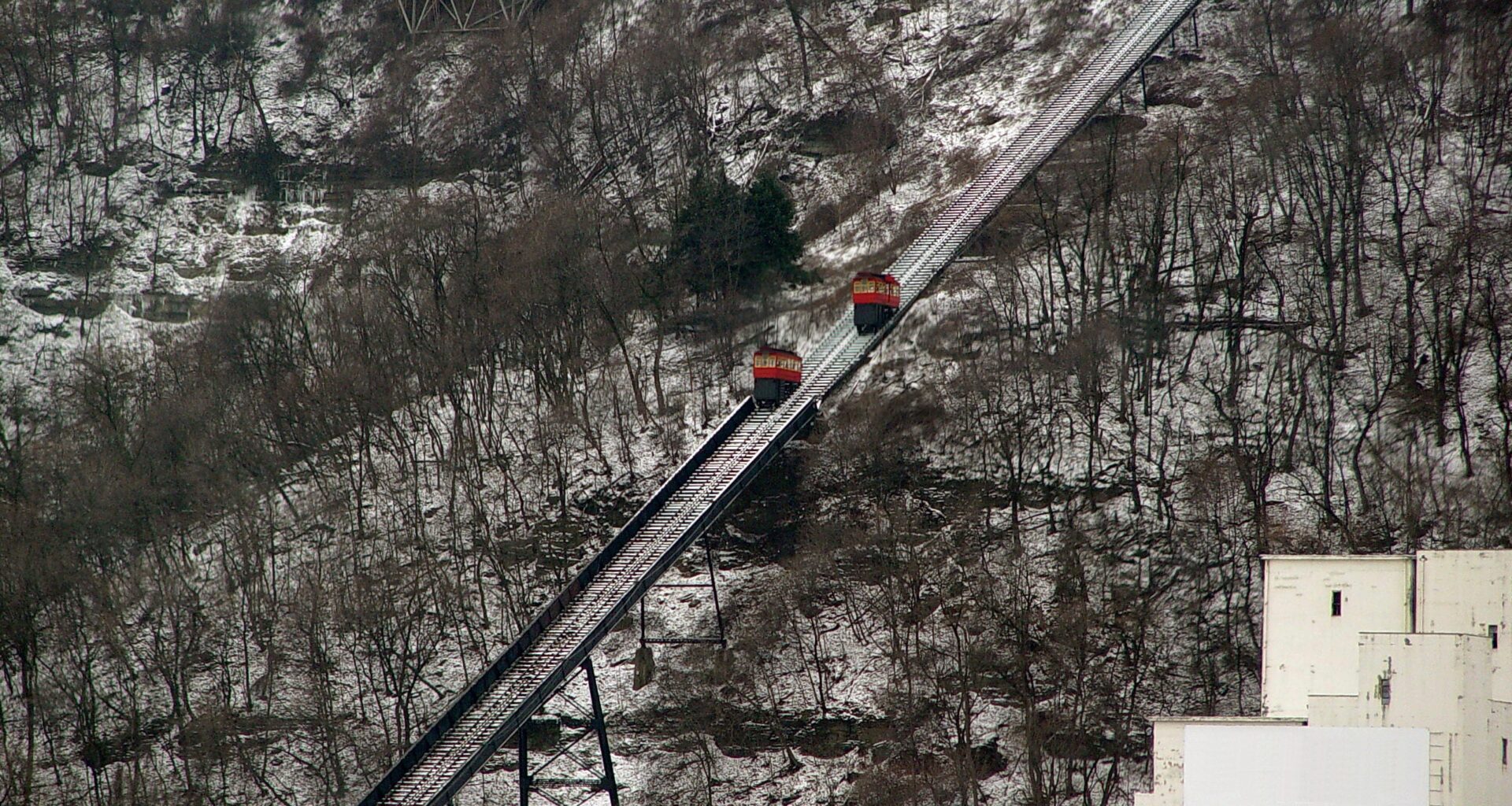 Snowfall expected around Pittsburgh this weekend