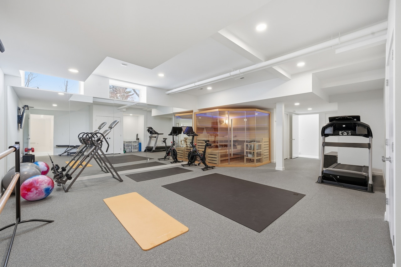 12345 Lake Shore Blvd., Bratenahl: House of the Week