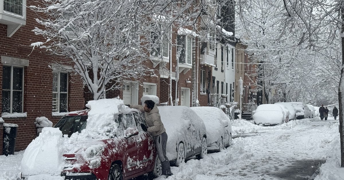 Philly snowstorm: SEPTA and NJ Transit restore most service, but many roads need to be cleared