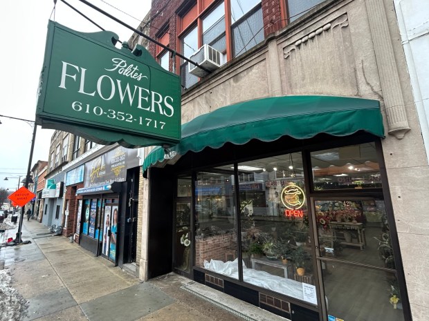Polities Florist. (PETE BANNAN-DAILY TIMES)