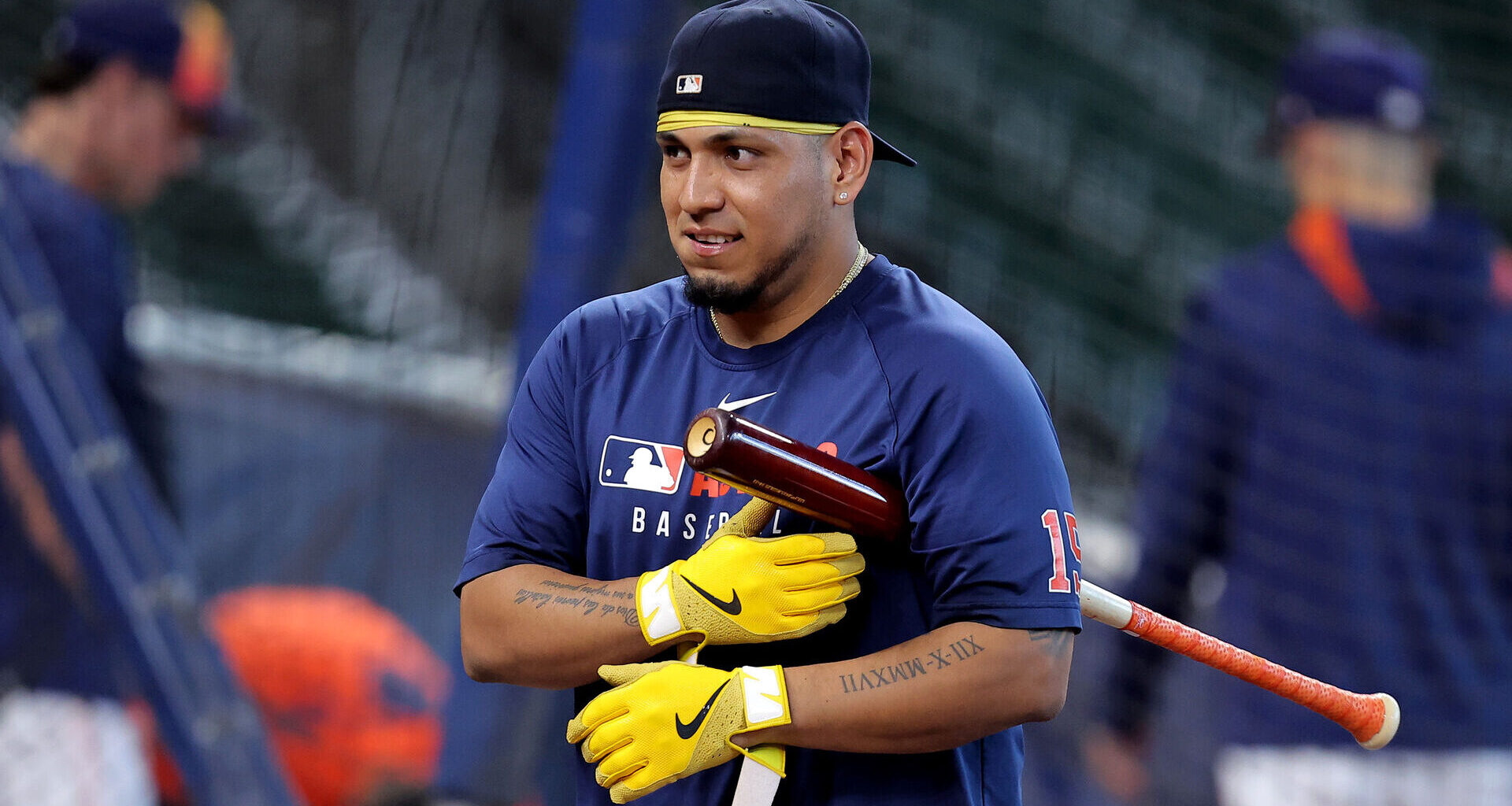 Pirates Reportedly 'Engaged' With Astros In Isaac Paredes Trade Talks