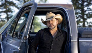 Jason Aldean bringing 2026 tour to Freedom Mortgage Pavilion