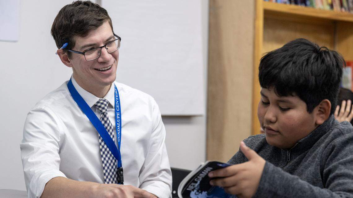 KC teacher builds reading culture in school with no library