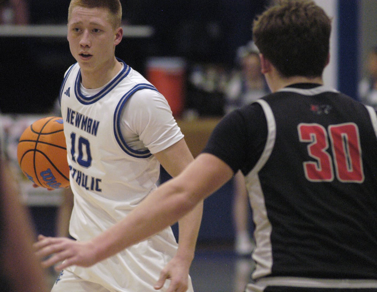 Newman takes on Erie-Phophetstown in Boys Basketball. – Shaw Local
