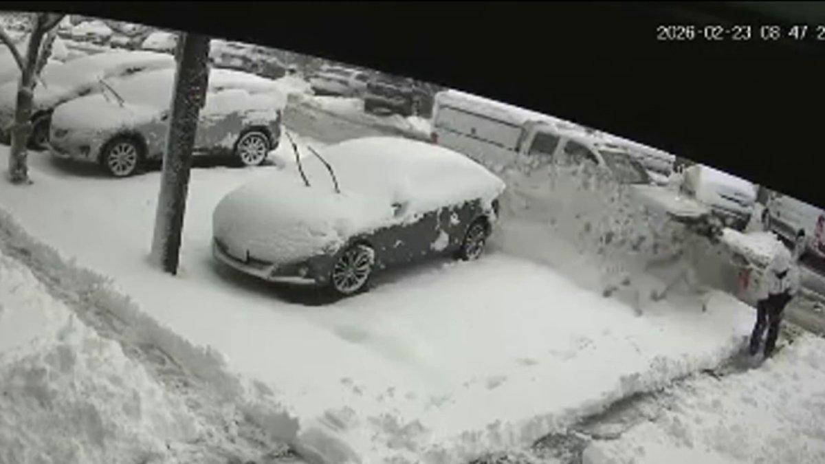 Man shoveling in Fishtown hit by wall of snow from plow – NBC10 Philadelphia