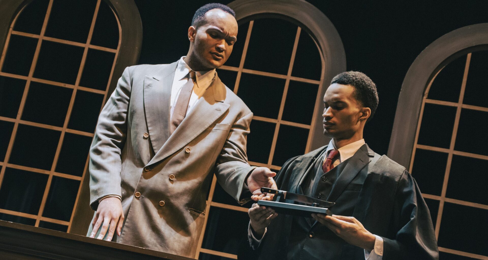 Two Pittsburgh theatre actors take a shot on London