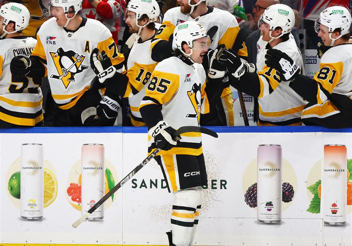 Avery Hayes' historic 2-goal debut catapults Penguins to win at Buffalo
