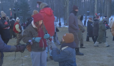 Colorado Springs couple gets engaged at Pennsylvania Groundhog Day event