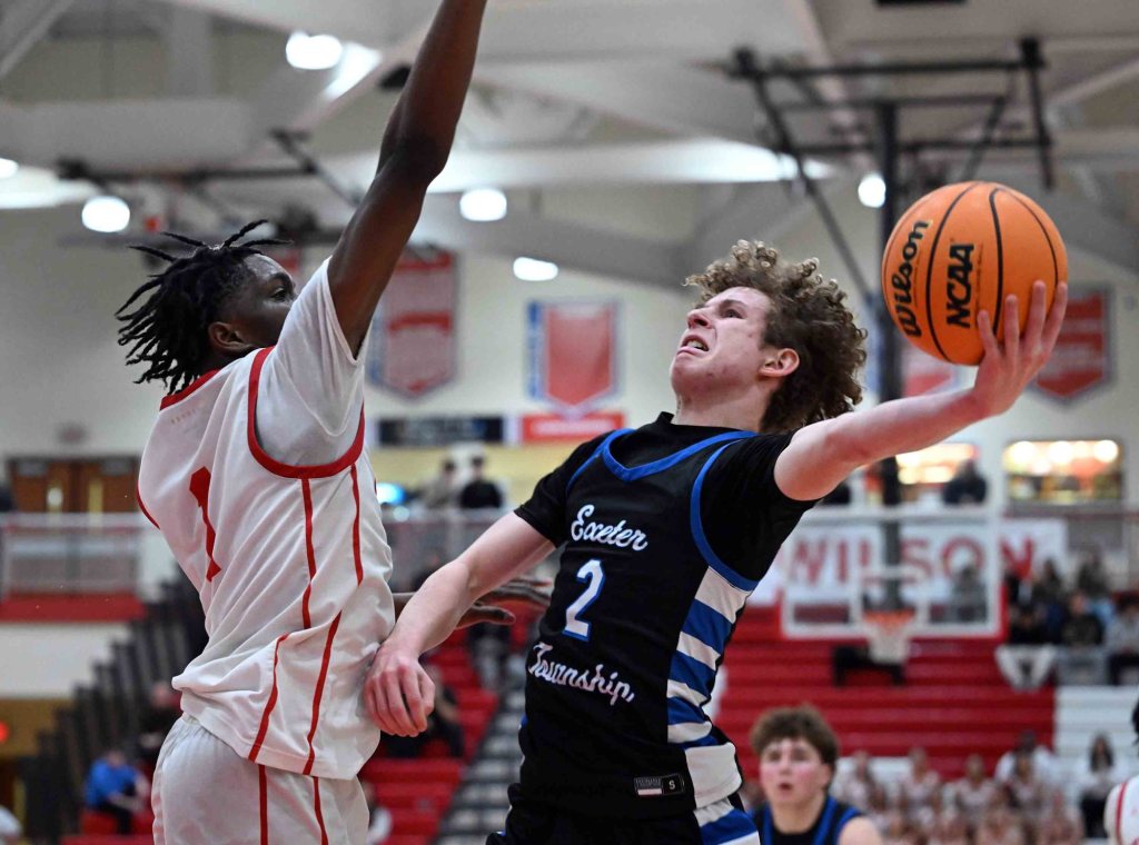 Exeter knocks off Wilson in BCIAA boys quarterfinals
