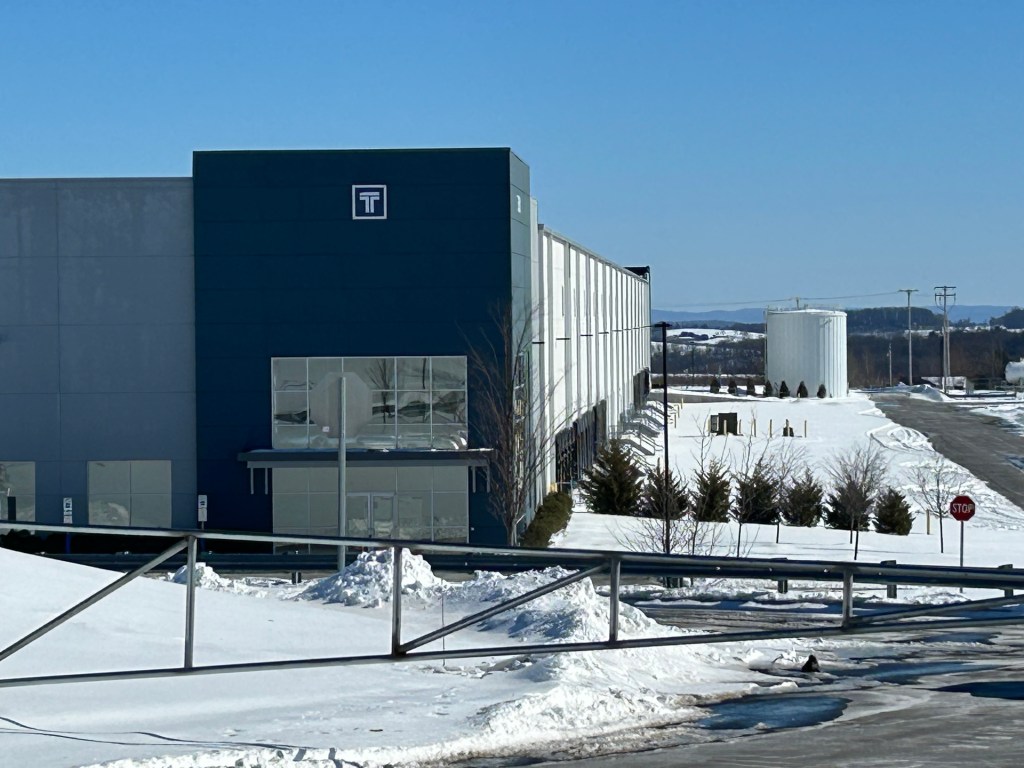 Officials weigh in on ICE detention centers coming to Berks, Schuylkill counties