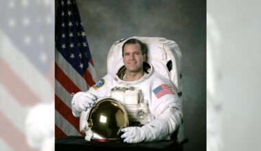 Astronaut, Dunmore native to visit Everhart Museum