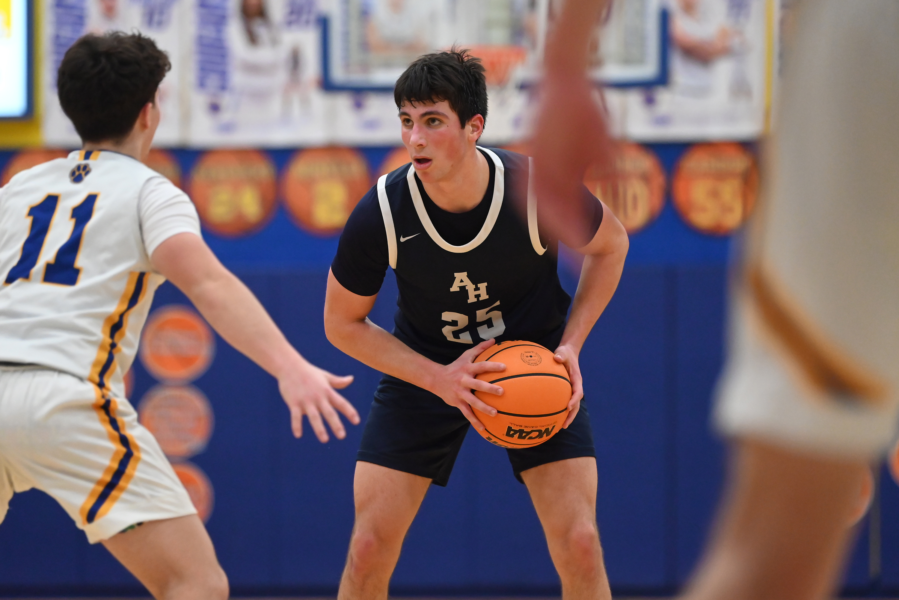Valley View’s Aiden Plotkin defends Abington Heights’ Finn Goldberg during...