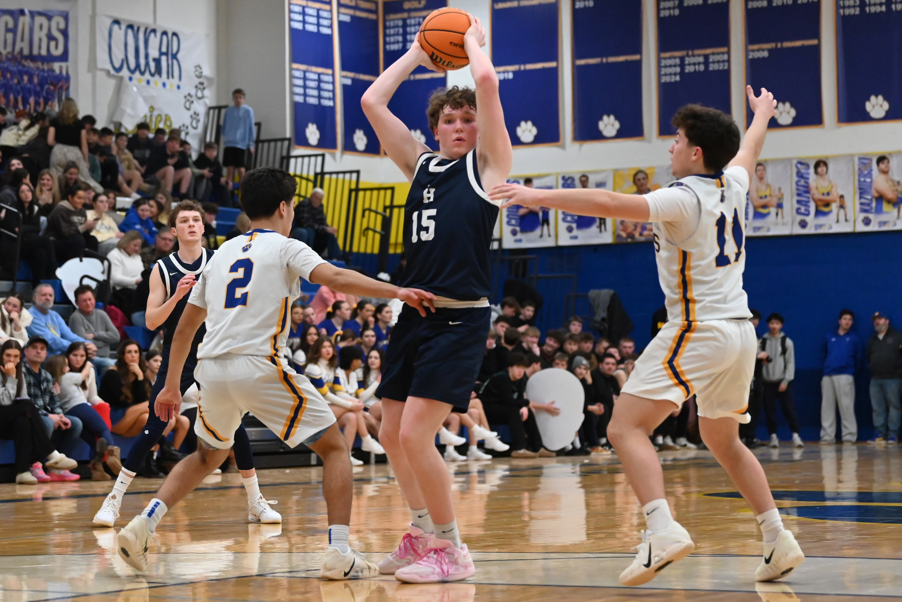Valley View’s Marco Ruby (2) and Aiden Plotkin (11) defend...