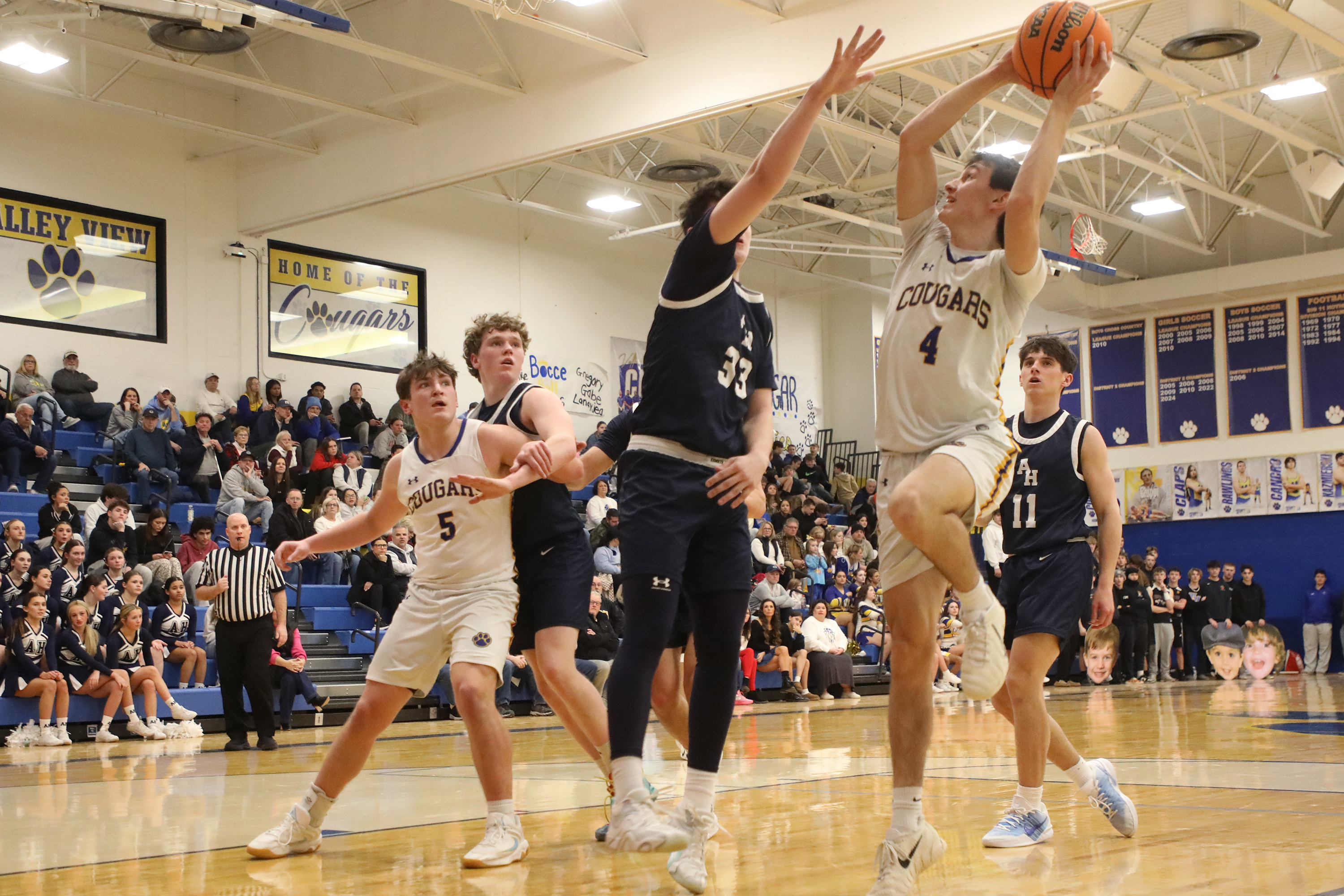Abington Heights’ Jordan Shaffer defends Valley View’s Jagger Roe during...
