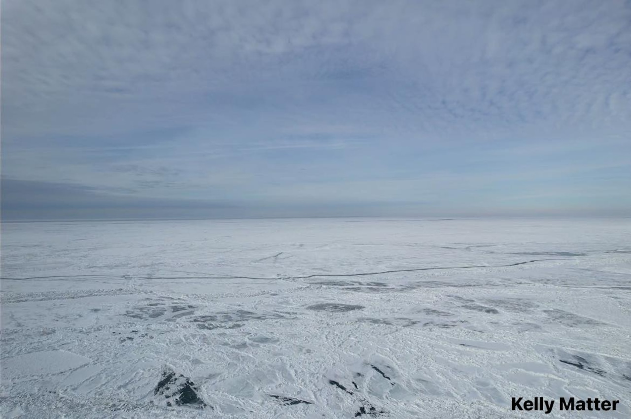 Lake Erie ice crack