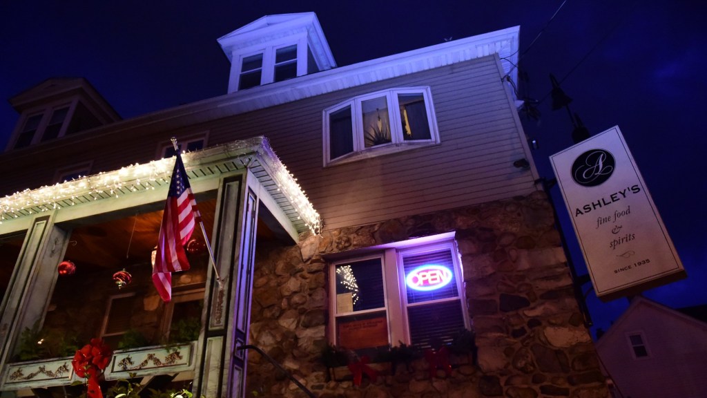 Ashley's Signature Restaurant closes indefinitely in Easton following owner's death