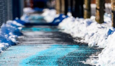 Light snow, then bitter cold returns this weekend