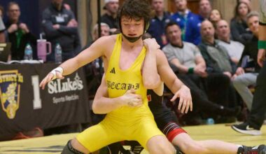 Bethlehem Catholic cruises into state quarterfinals