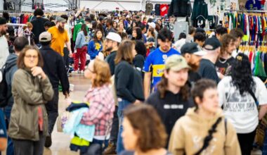 More than 100 vendors will bring decades of vintage fashion to the Philly area