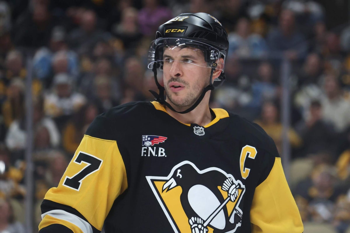 Sidney Crosby gets emotional as Penguins honor 2016 Stanley Cup championship team