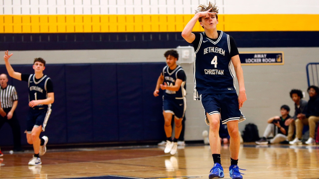 The Lehigh Valley has a new 2,000-point scorer and he led his team to a statement victory