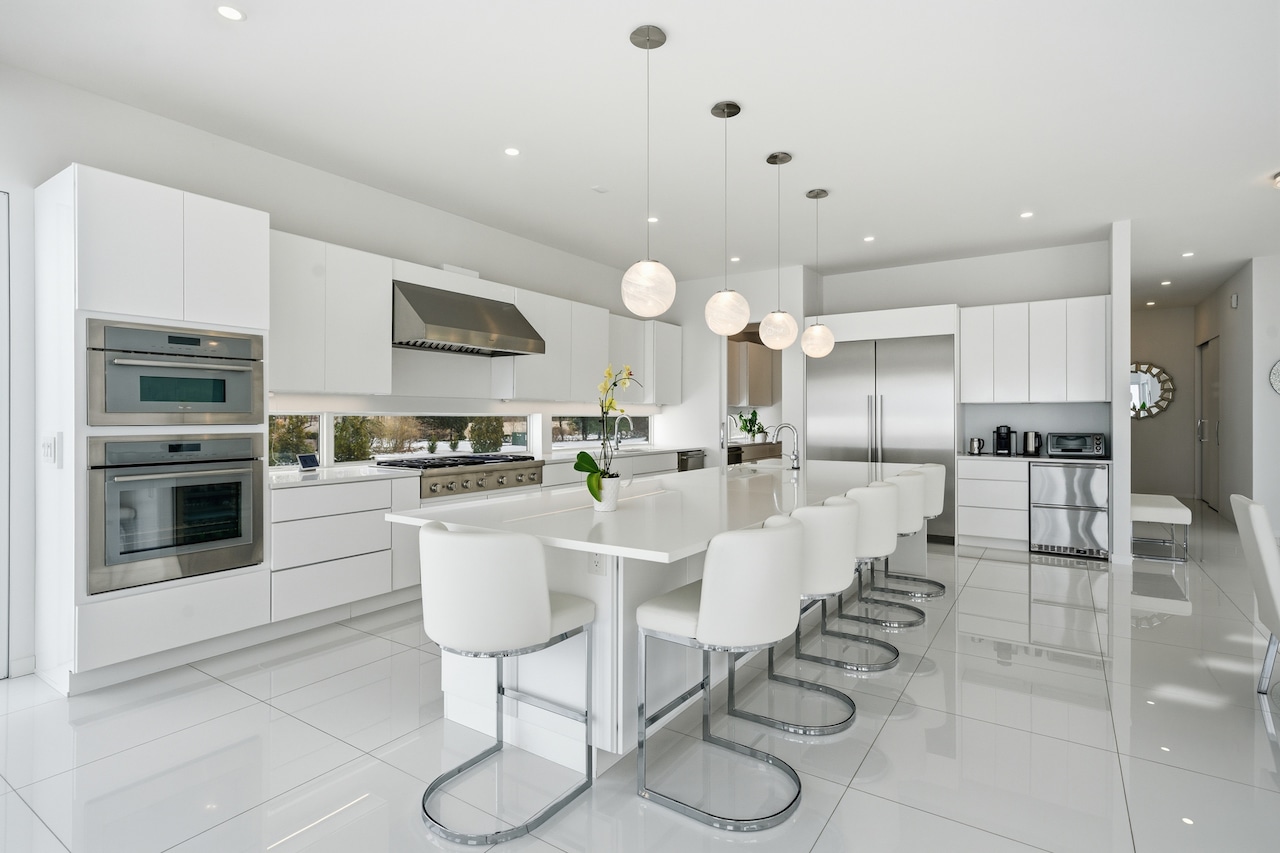 12345 Lake Shore Blvd., Bratenahl: House of the Week