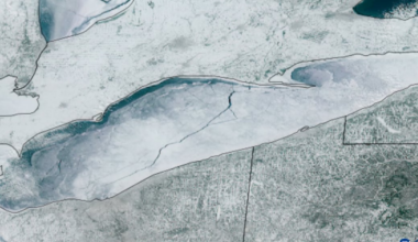 Satellite captures massive 80-mile fracture splitting Lake Erie ice