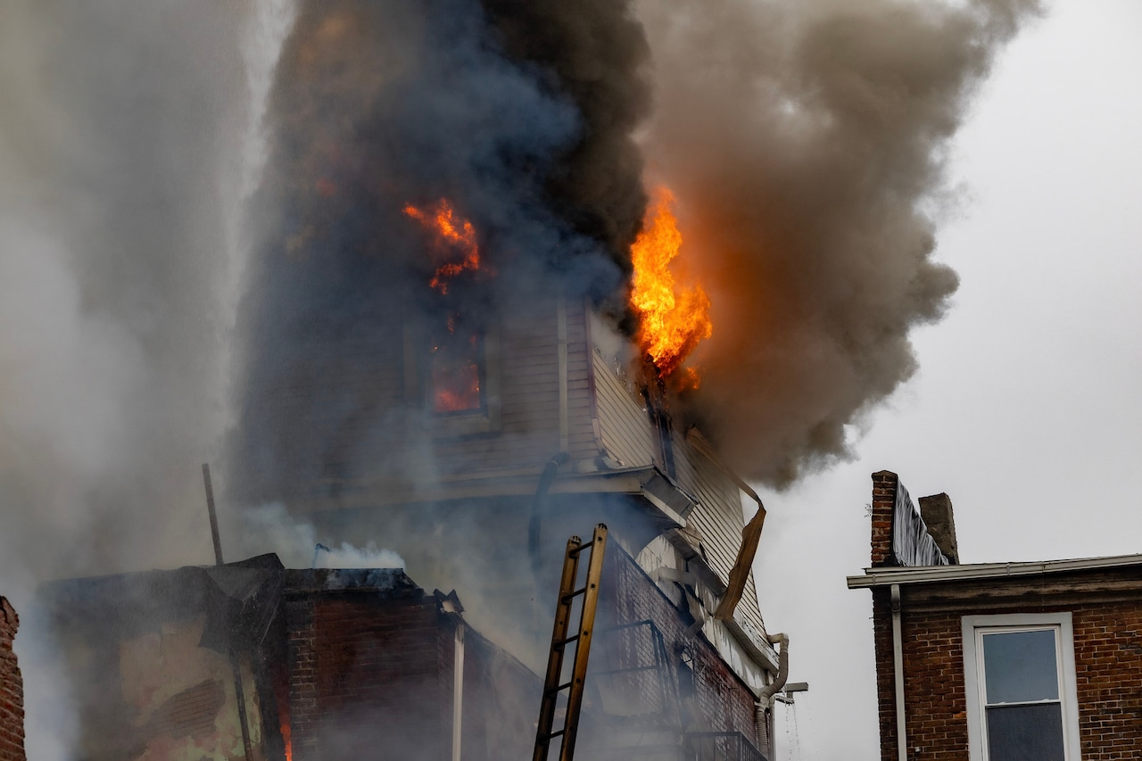 Firefighter hospitalized, numerous people rescued in raging Downtown Easton fire