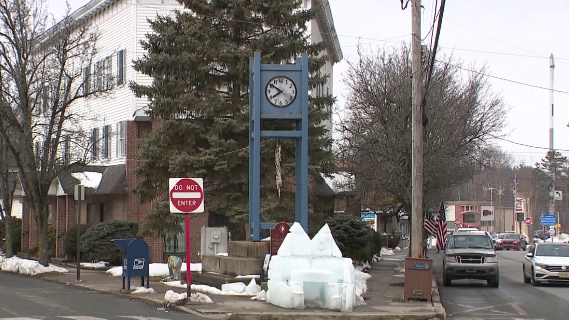40 years later; the clock in Clarks Summit is coming down