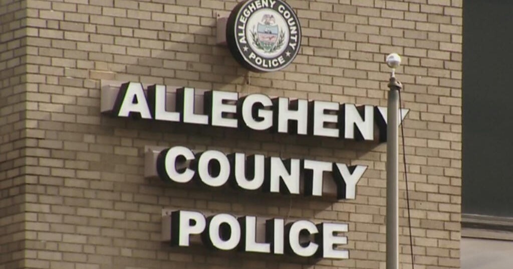 Woman shot in McKees Rocks, Allegheny County Police investigating