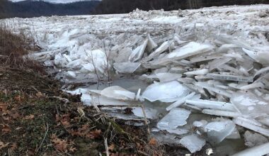 Multiple Pittsburgh-area counties under flood watch as ice jams and rain cause concern