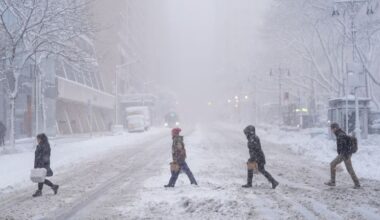 Blizzard live updates: Bomb cyclone batters Boston, NYC, Philadelphia with serious snow and whiteout conditions