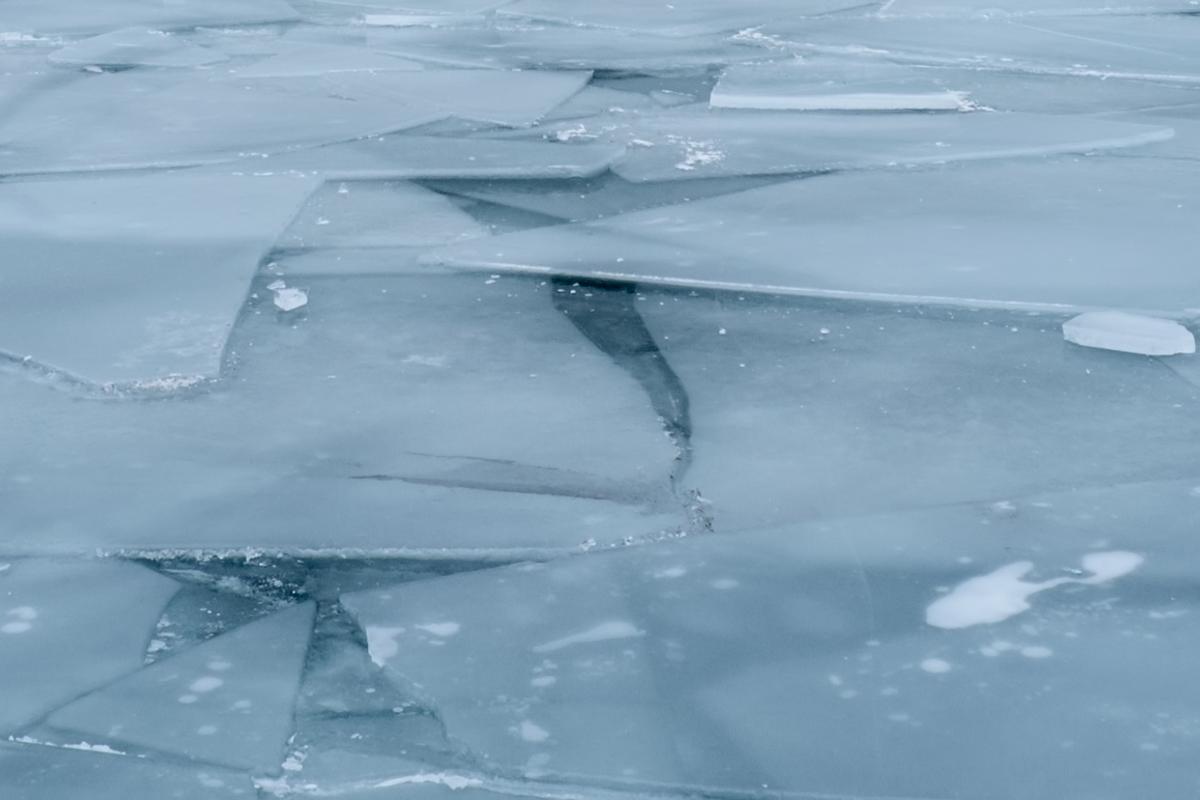 Lake Erie Near Total Freeze — First Time in 30 Years