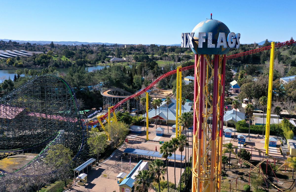 Six Flags New Gold Pass Gives Access to NJ & PA Amusement Parks