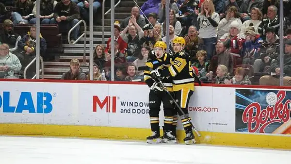 Avery Hayes’ hat trick leads Penguins to overtime win