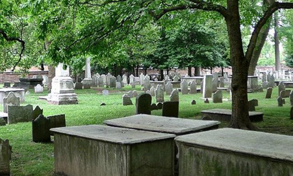Christ Church Burial Ground & Yards Will Host an After-Hours Brew N’ History Tour Showcasing Philly’s Rich Brewing Past
