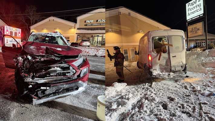 1 injured in crash along Brownsville Road in South Park Township