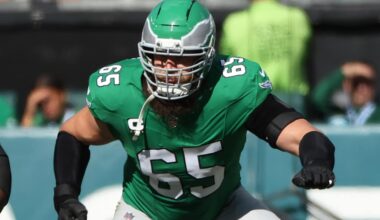 Eagles OT Lane Johnson to return for 14th season with Philadelphia