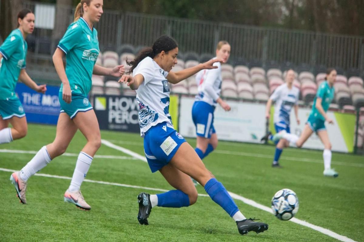 Oxford City Women outgunned by Reading in rain-soaked encounter